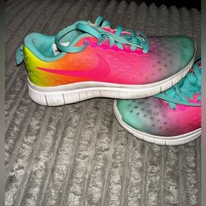 Girls Nike Free 5.0 Multi color tennis shoes